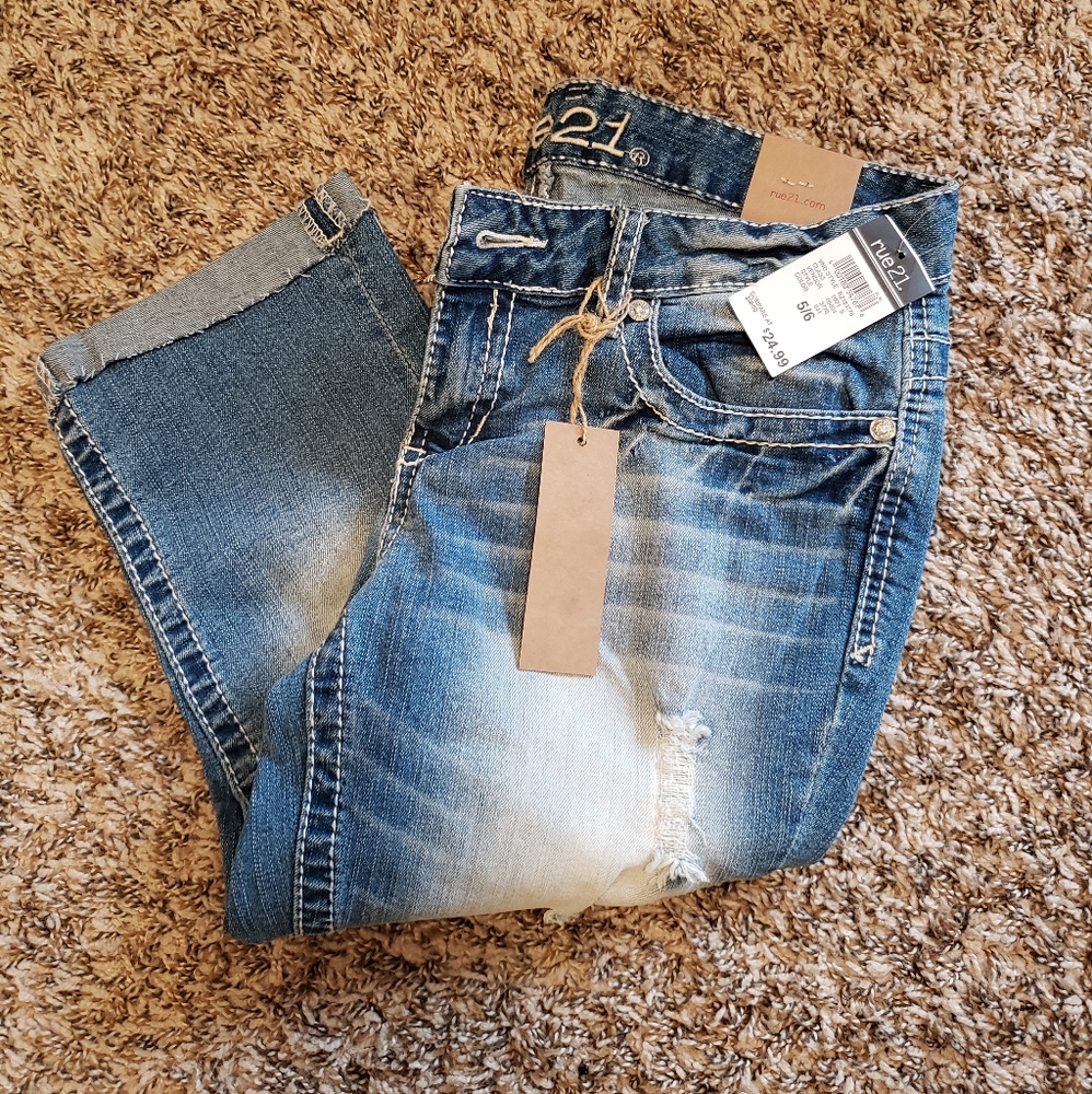 Capris with Tags